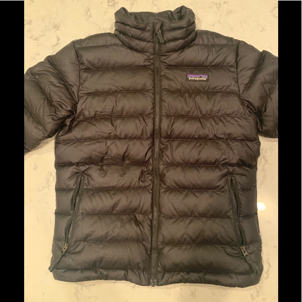 Kids black Patagonia puff coat size small (7/8)